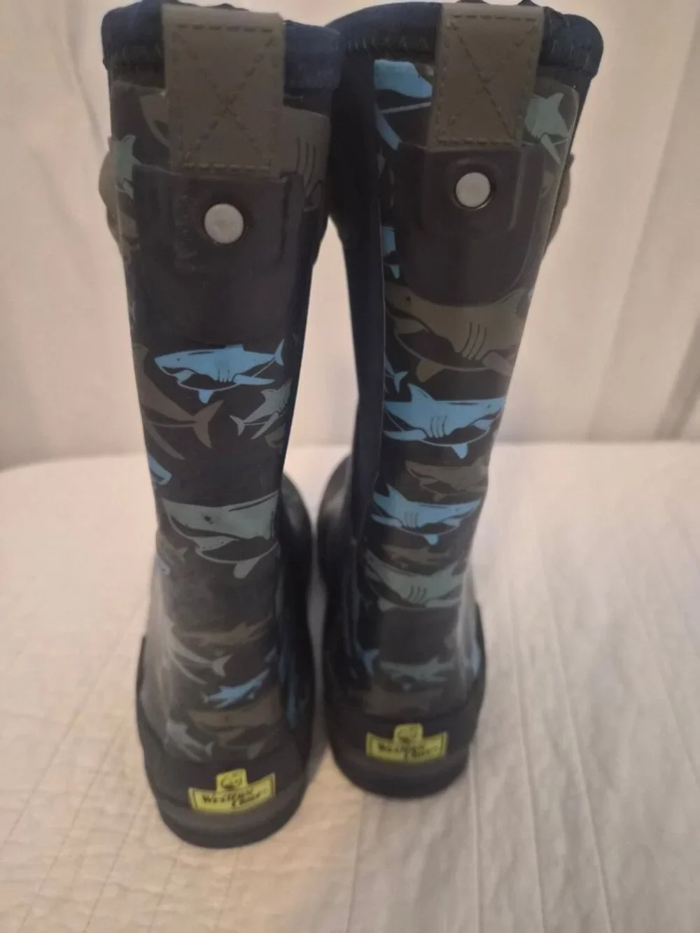 Western Chief Shark Rain Boots BOYS SIZE 4